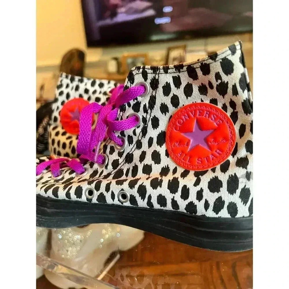 CONVERSE ALL STAR high top animal print with neon accent size 8 - Picture 4 of 9